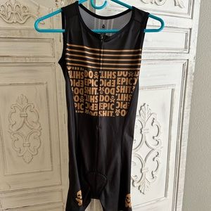 Betty Designs DES tri suit XS